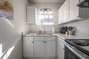 Building Photo - 2235 1st Ave N