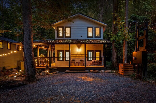 Building Photo - 152 Baxter Rd