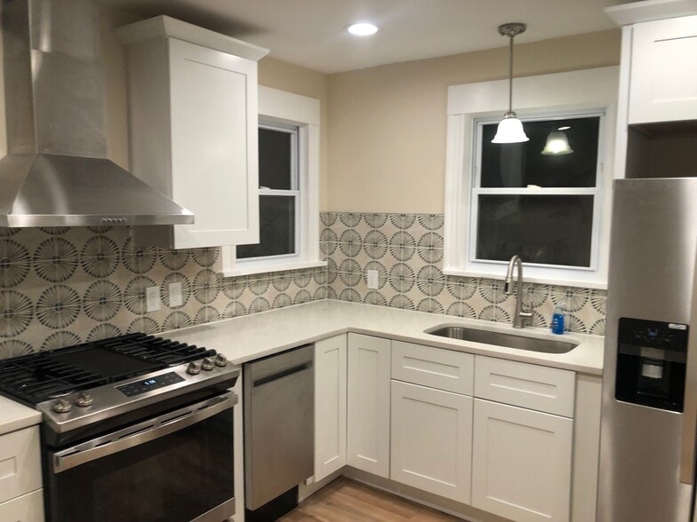 Kitchen - 16 Lauriston St