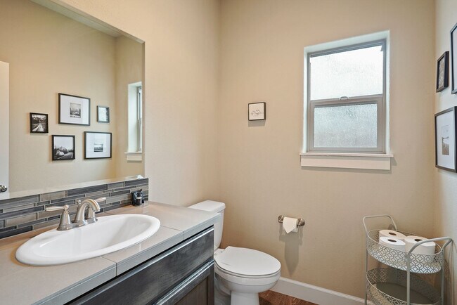 Building Photo - 60999 SE Geary Dr