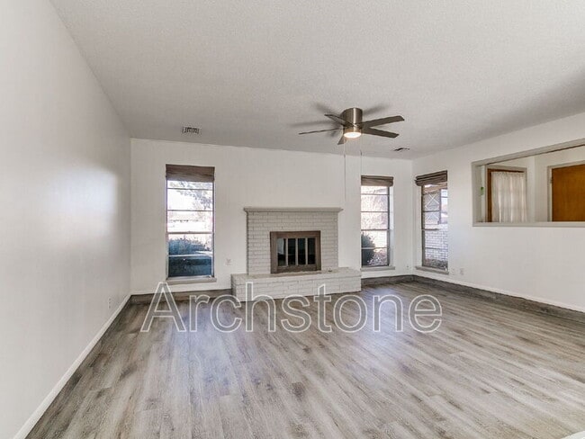 Building Photo - 4506 NW 26th St