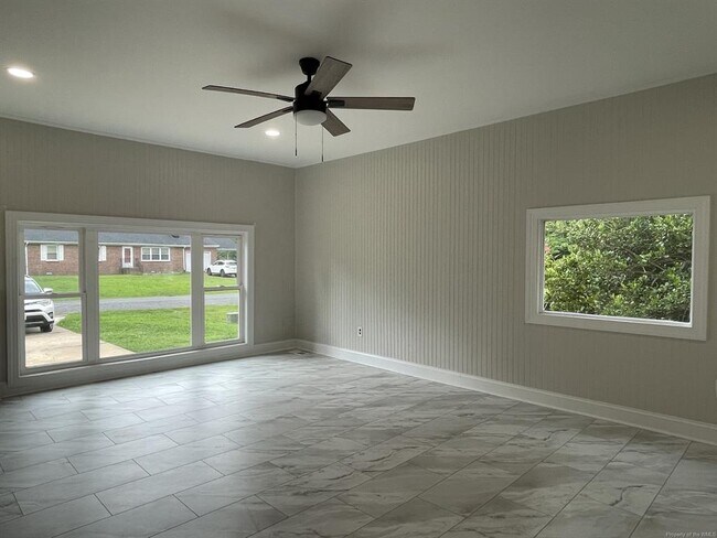 Building Photo - 107 Chestnut Dr