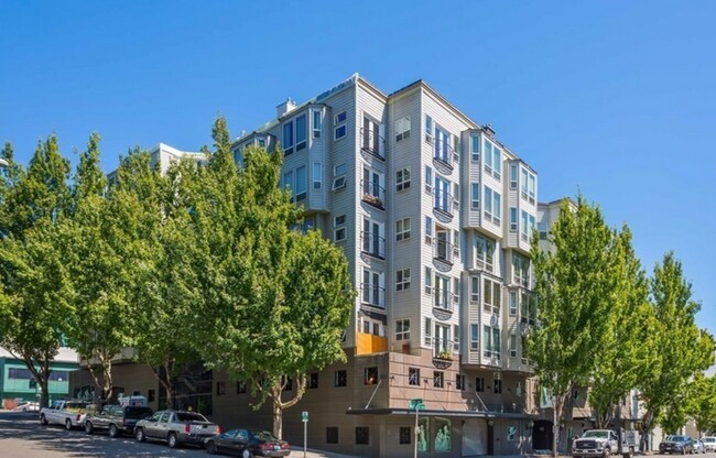 Primary Photo - 3028 Western Ave