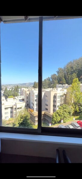 Building Photo - 555 Pierce St