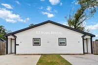 Building Photo - 8617 Clarington St