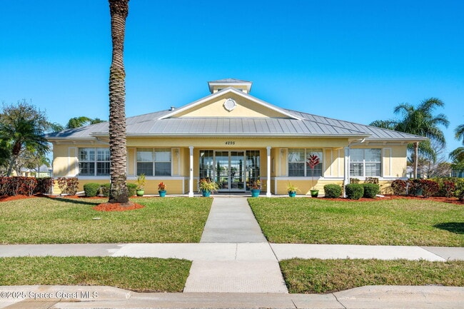 Building Photo - 3720 Alamanda Key Dr