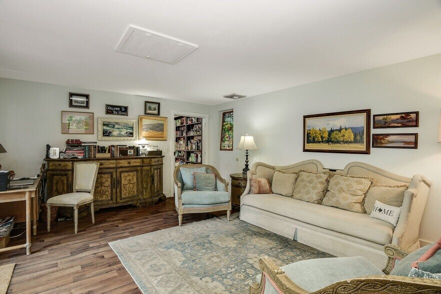 Building Photo - 33125 Canfield Rd