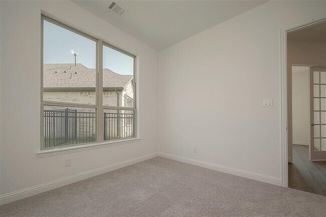 Building Photo - 2040 Terra Rose Dr
