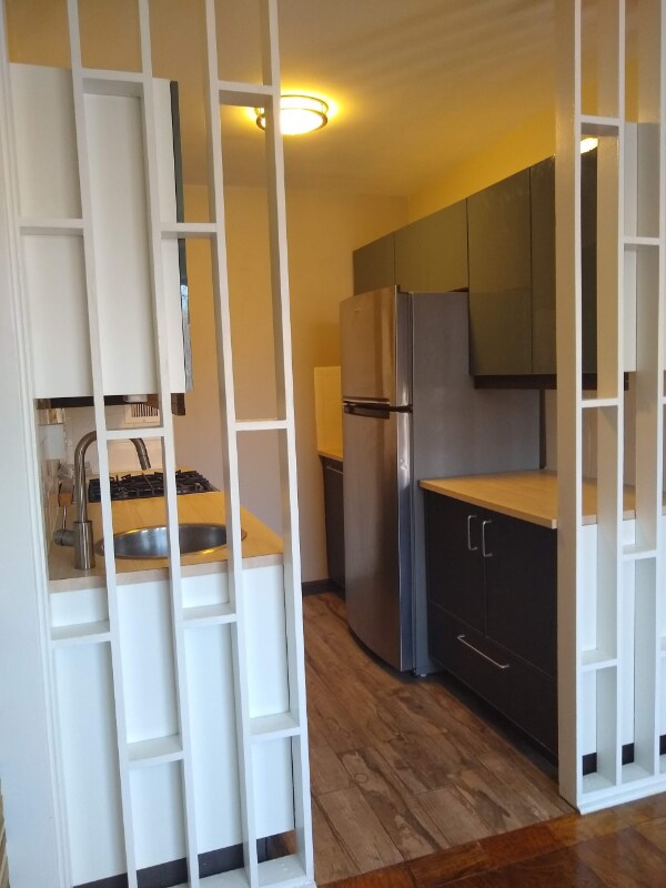 Building Photo - 8601 Manchester Rd