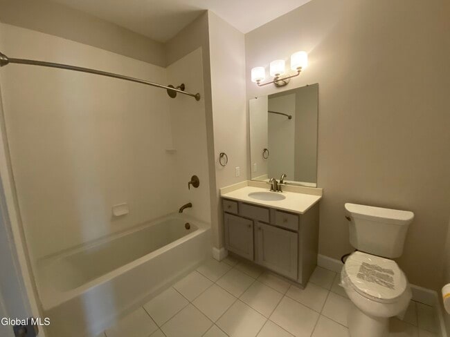 Building Photo - 2 West Ave