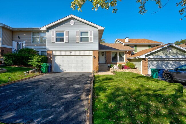 Primary Photo - 132 Regency Dr