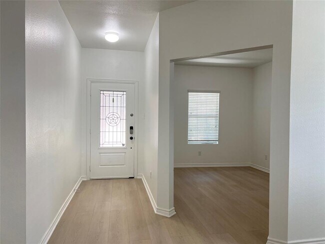Building Photo - 13509 Coomer Path