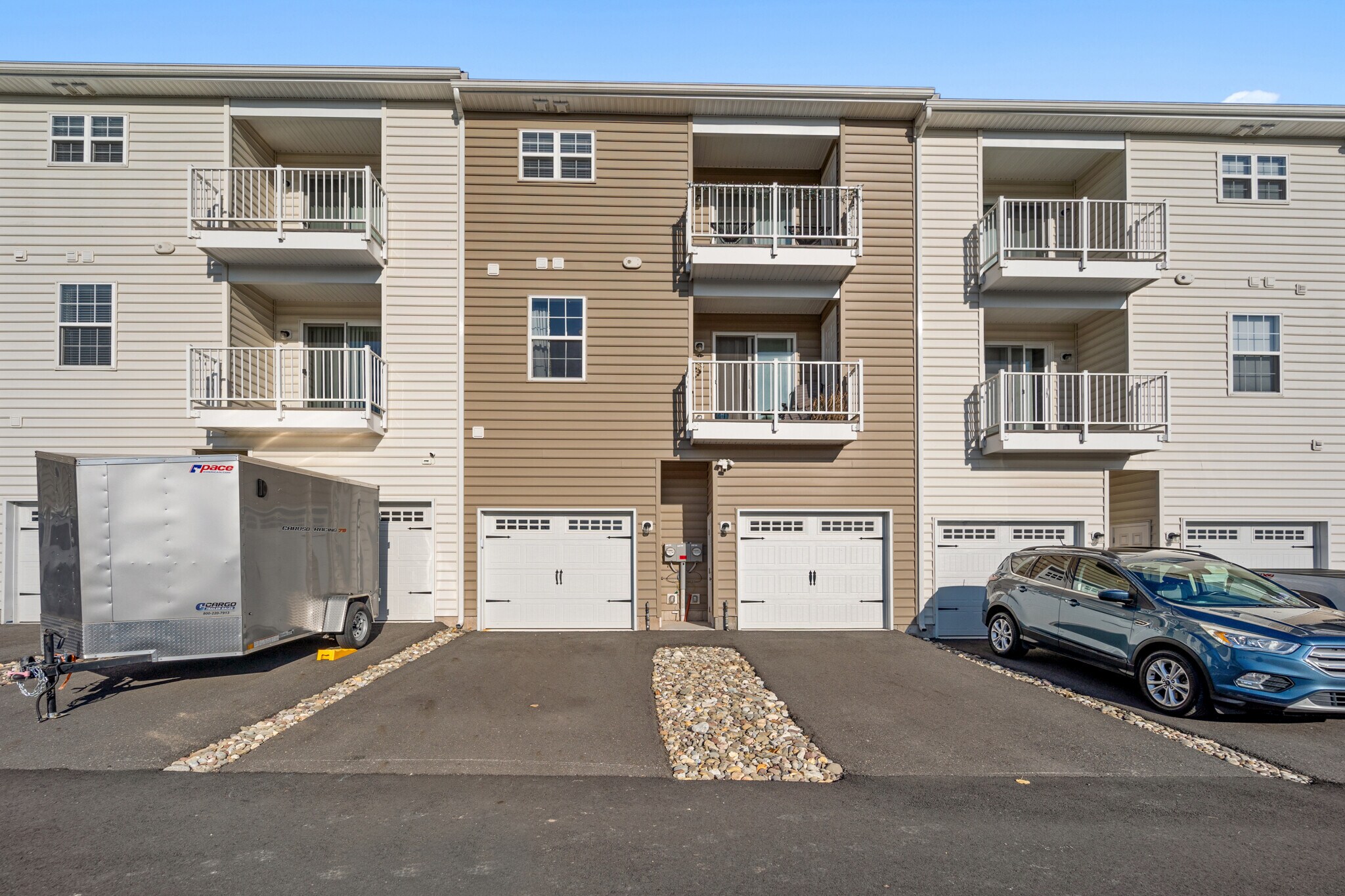 Garage and Driveway - 3089 Goshen Dr