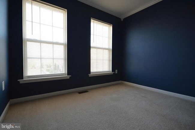 Building Photo - 421 Green Fern Cir