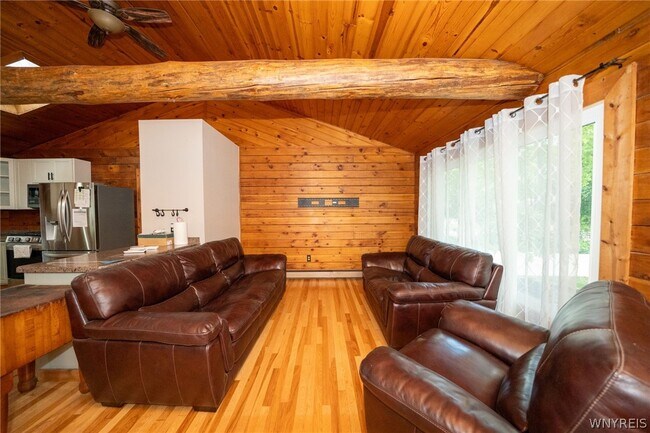 Building Photo - 8376 Cobblestone Ct