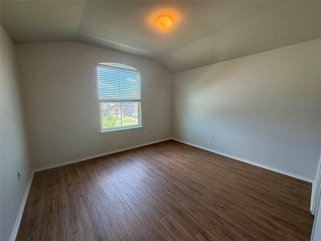 Building Photo - 133 Flatland Trl