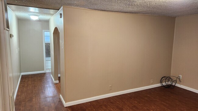 Building Photo - 278 Baird Ave