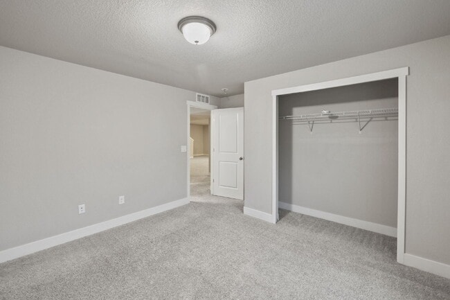 Building Photo - Stylish 5-Bedroom Rancher with Finished Basement, Upgrades & Private Backyard—Centrally Located t...