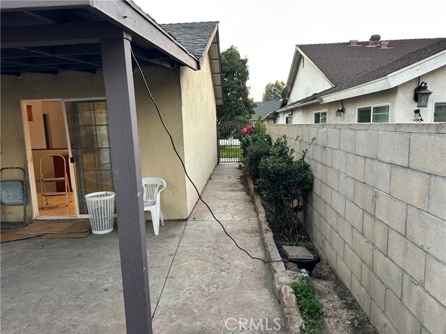 Building Photo - 234 Sagamore St N