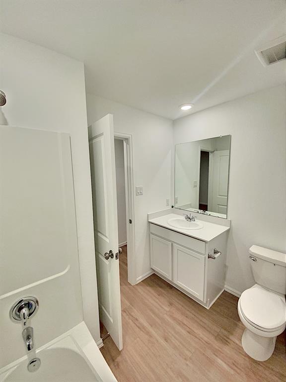Building Photo - 21015 Longeni Dr