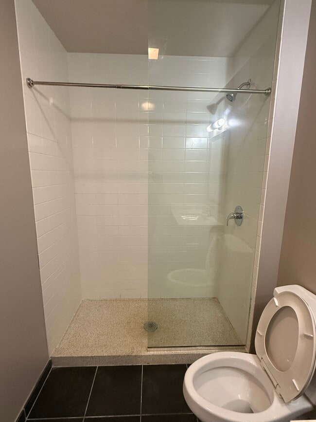 Building Photo - 11 W Grand Ave