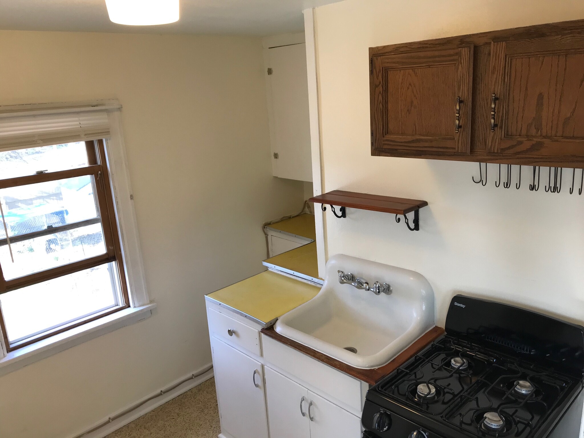 new cabinet in kitchen - 3226 Milwaukee St