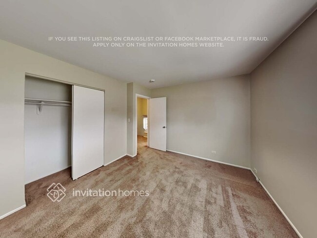 Building Photo - 6899 Meadowbrook Ln