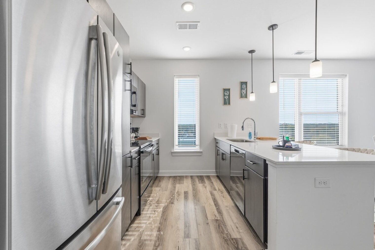 Building Photo - 1420 Prospect St