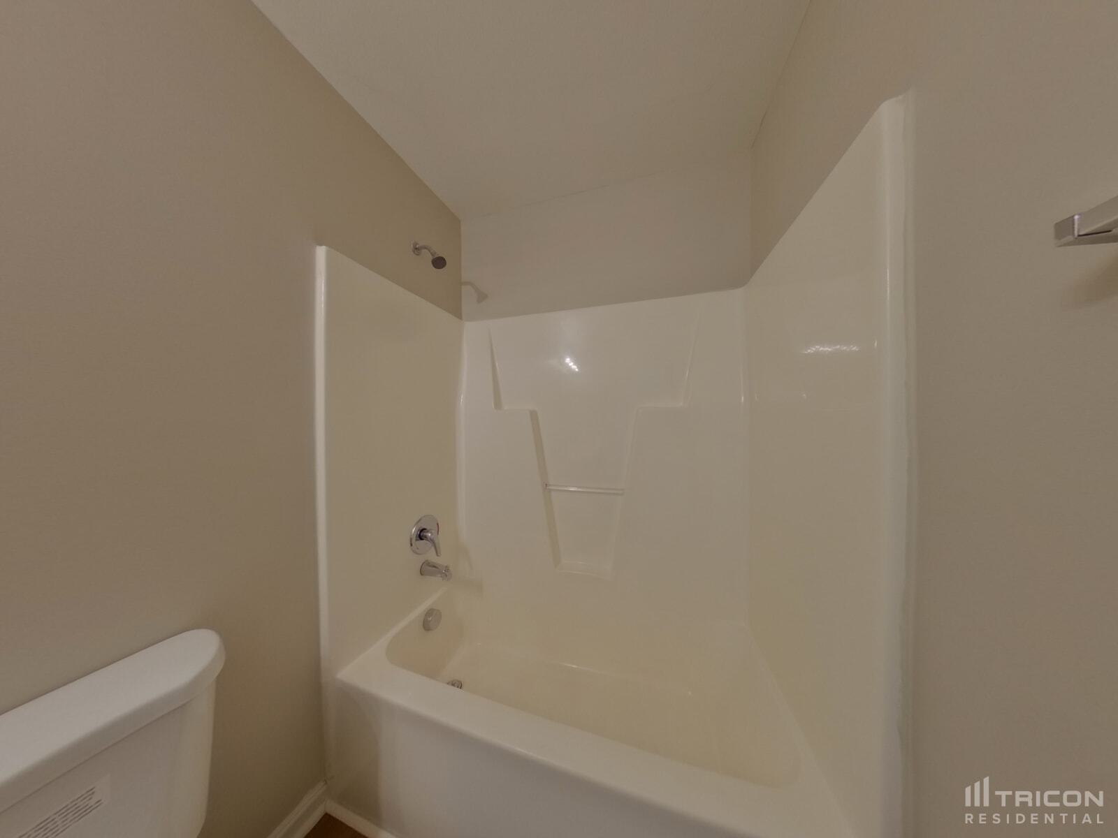 Building Photo - 657 Switchback Ct