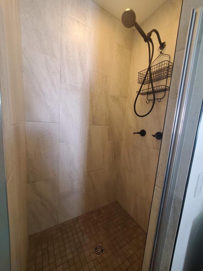 Building Photo - 1520 W Encanto Blvd