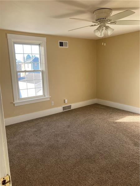 Building Photo - 106 Church Ave