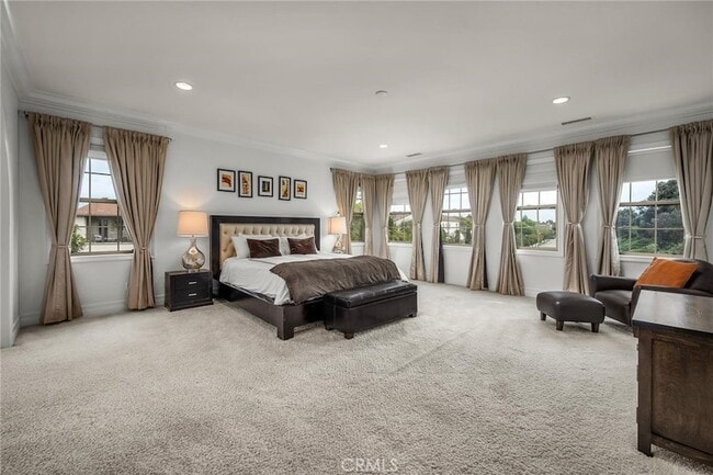 Building Photo - 8001 S Ocean Bluff Dr