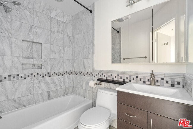 Building Photo - 1312 Washington Ave