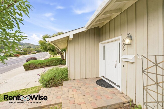 Building Photo - 536 W Hillsdale Blvd