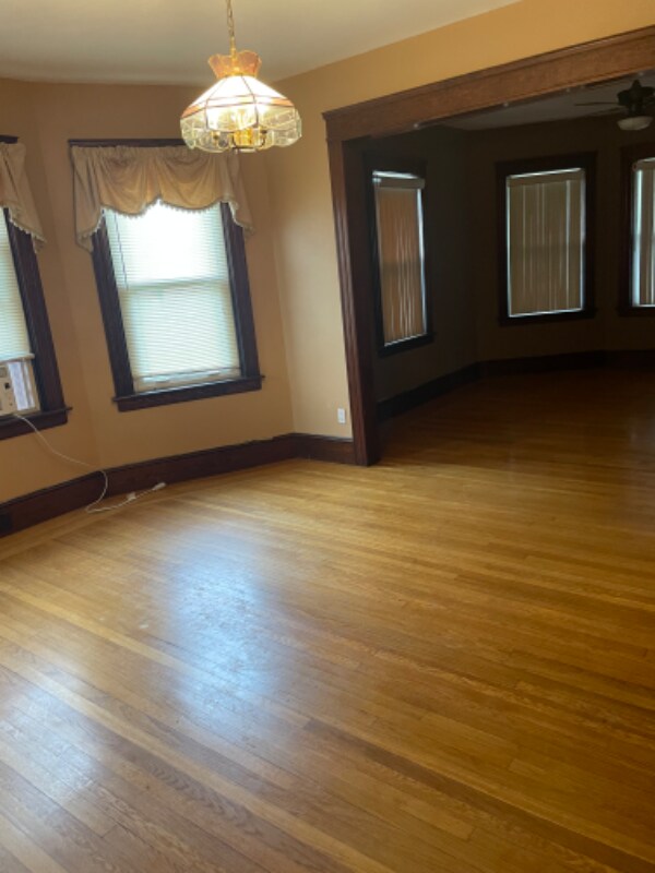 Building Photo - 223 3rd Ave