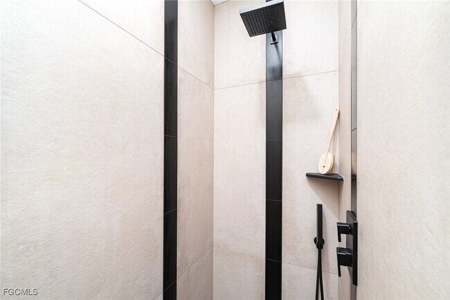 Building Photo - 1765 Cape Coral Pkwy E