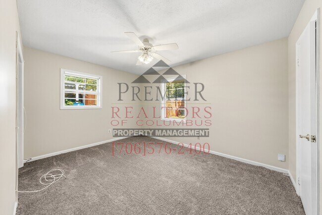 Building Photo - 2220 Gennings Ct