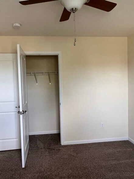 Building Photo - 2758 Unbridled Way