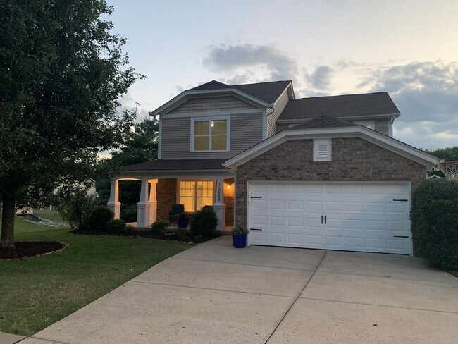 Building Photo - 1029 Lexington Farms Dr