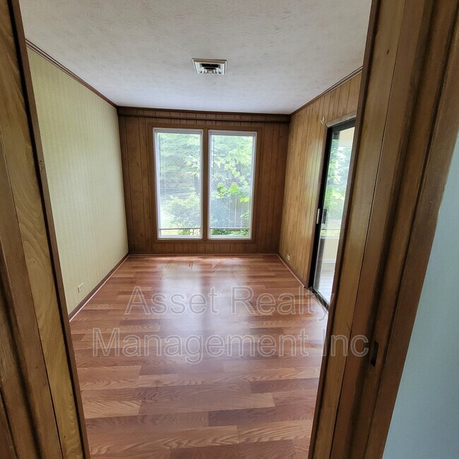 Building Photo - 119 Parsons Rd