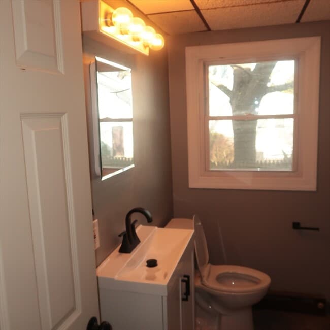 Building Photo - 54 Ballard St