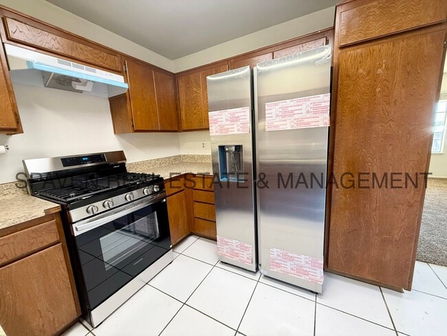 Building Photo - Cul-de-sac home