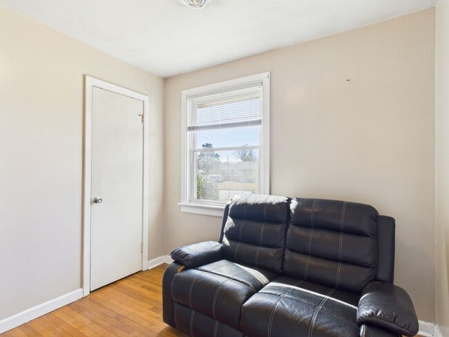 Building Photo - 2010 Cleary Rd