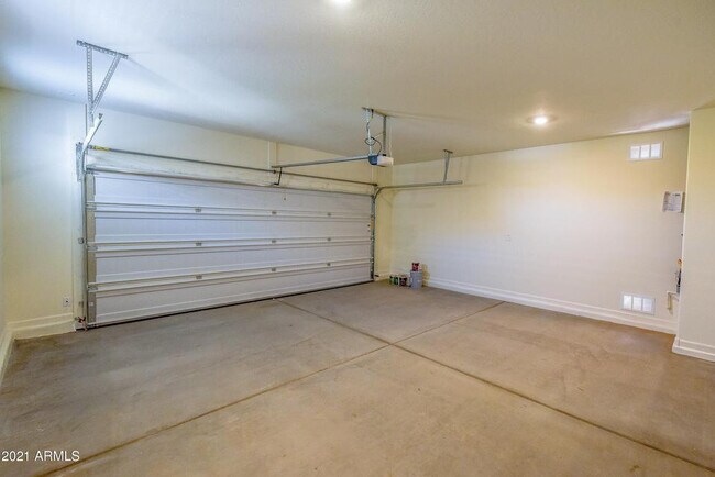 Building Photo - 24092 N 165th Ln