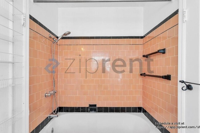 Building Photo - 1052 45th St
