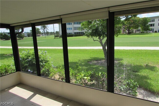 Building Photo - 1727 Bent Tree Cir
