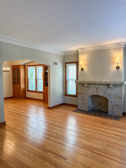 Building Photo - 2774 N 70th St