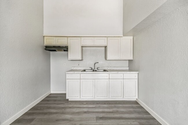 Building Photo - 2 Bedroom Apt in Brownsville, TX
