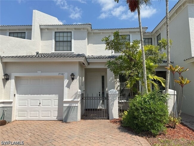 Building Photo - 15582 Summit Pl Cir