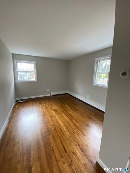 Building Photo - 135 Millport Ave